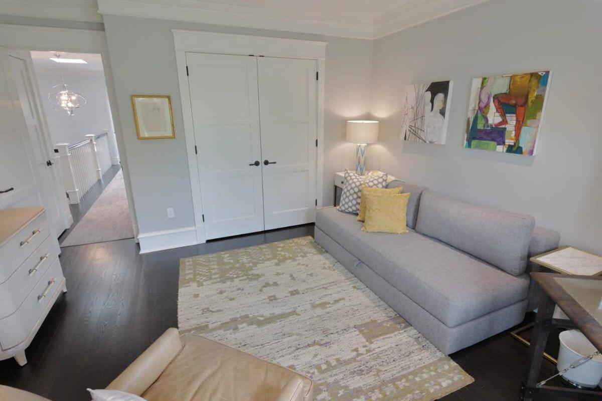 Luxurious Mansion In Logan Circle Private Parking Apartment Washington Bagian luar foto