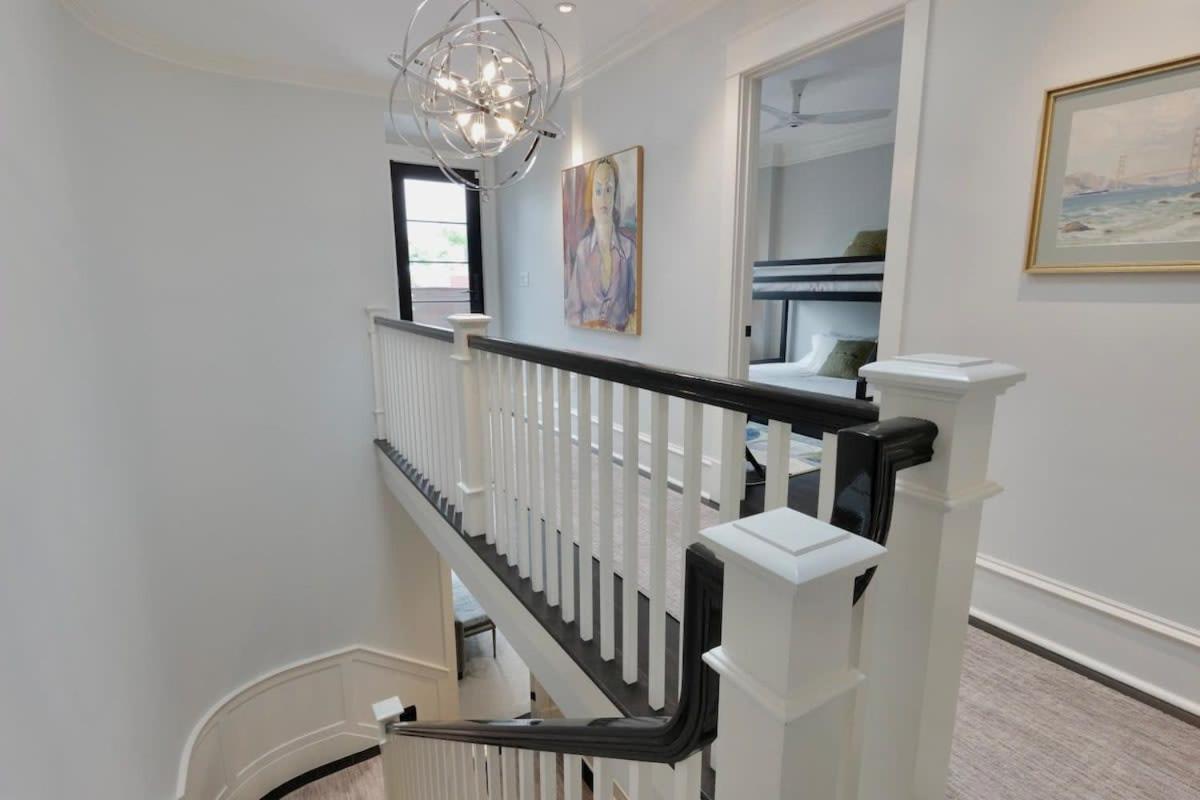 Luxurious Mansion In Logan Circle Private Parking Apartment Washington Bagian luar foto