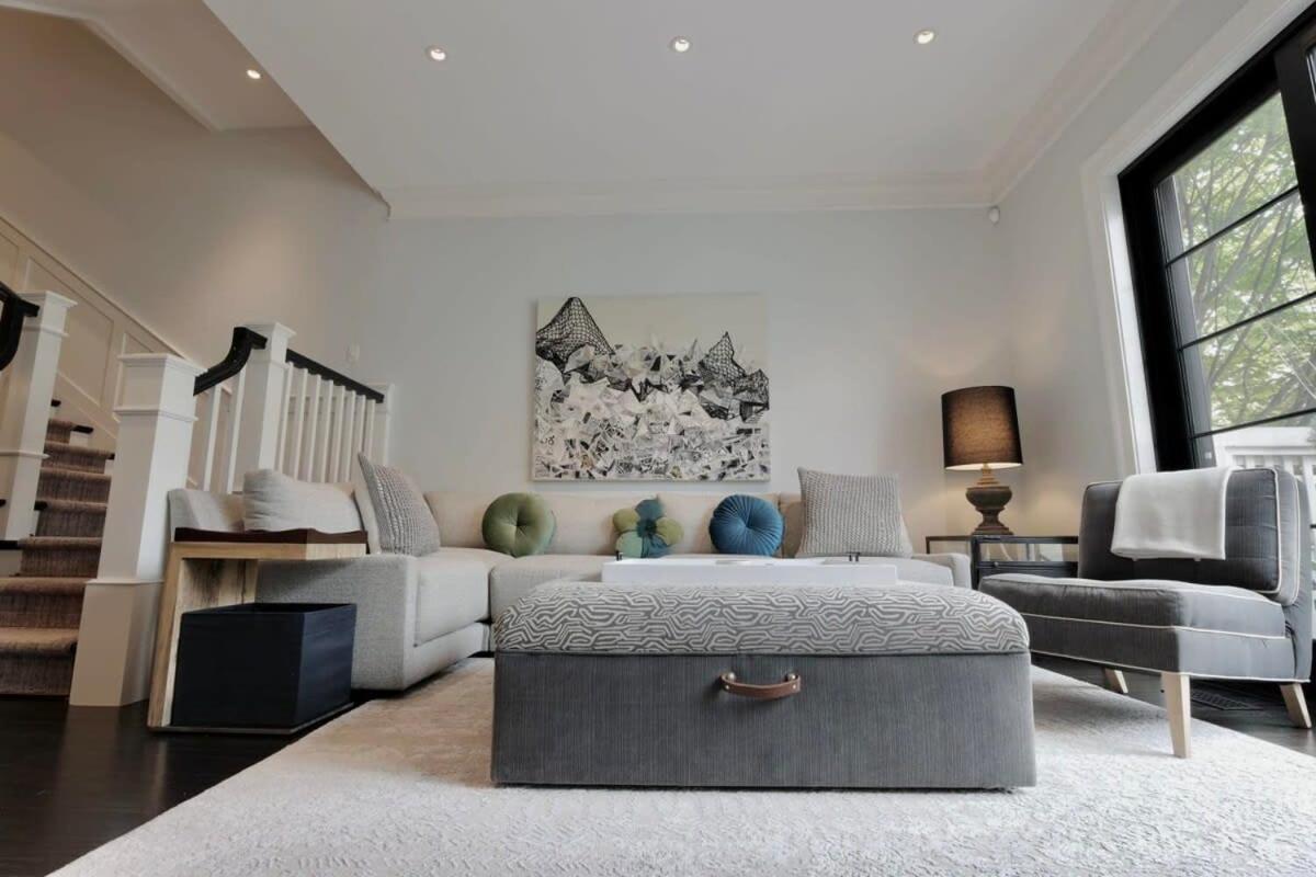 Luxurious Mansion In Logan Circle Private Parking Apartment Washington Bagian luar foto