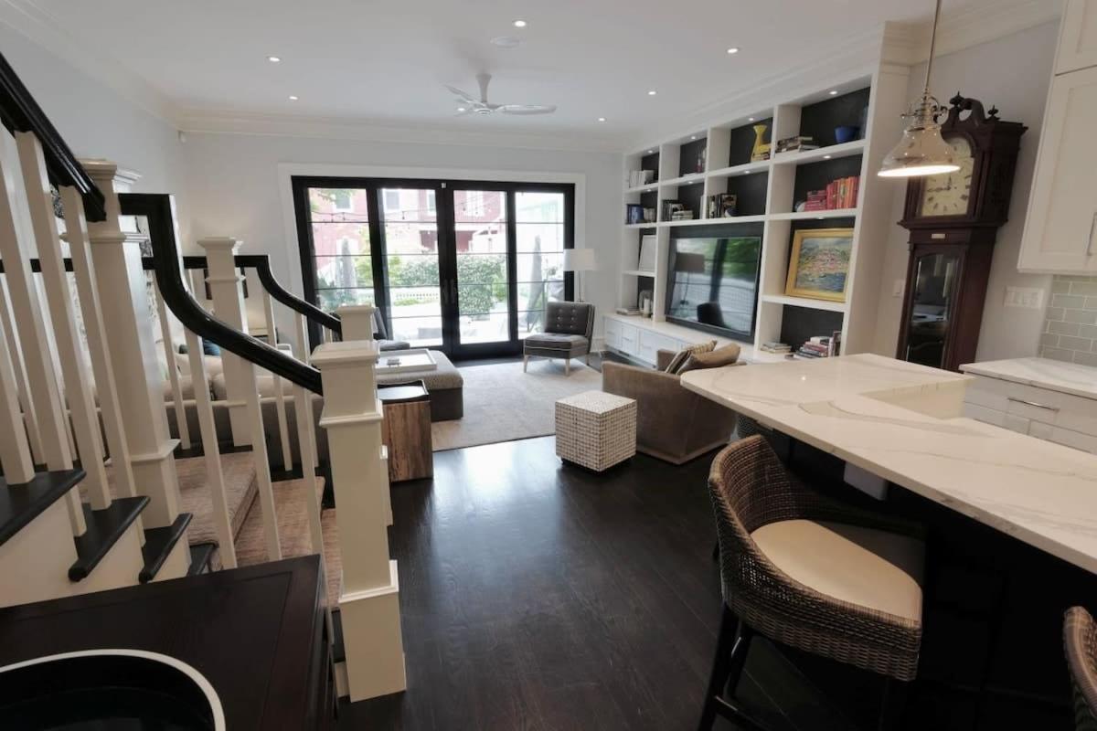 Luxurious Mansion In Logan Circle Private Parking Apartment Washington Bagian luar foto