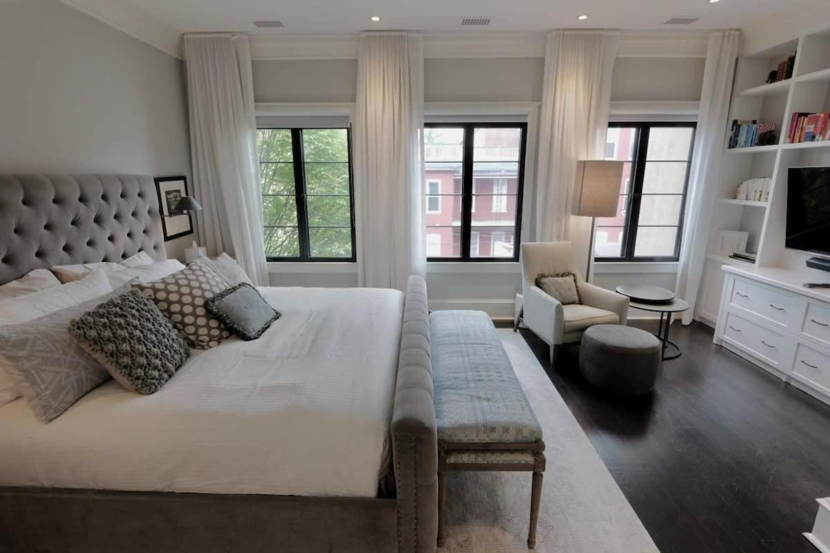 Luxurious Mansion In Logan Circle Private Parking Apartment Washington Bagian luar foto